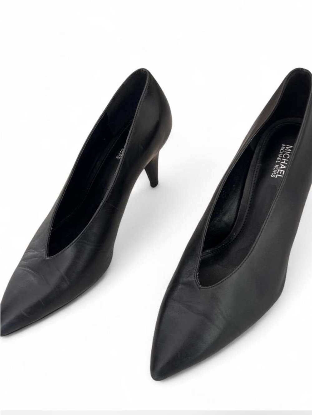 MICHAEL Michael Kors Black Leather Dorothy Flex Pumps Silver Logo Size 7